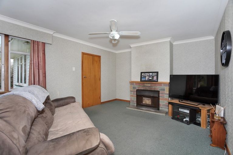 Photo of property in 34 Milne Street, Hunterville, 4730