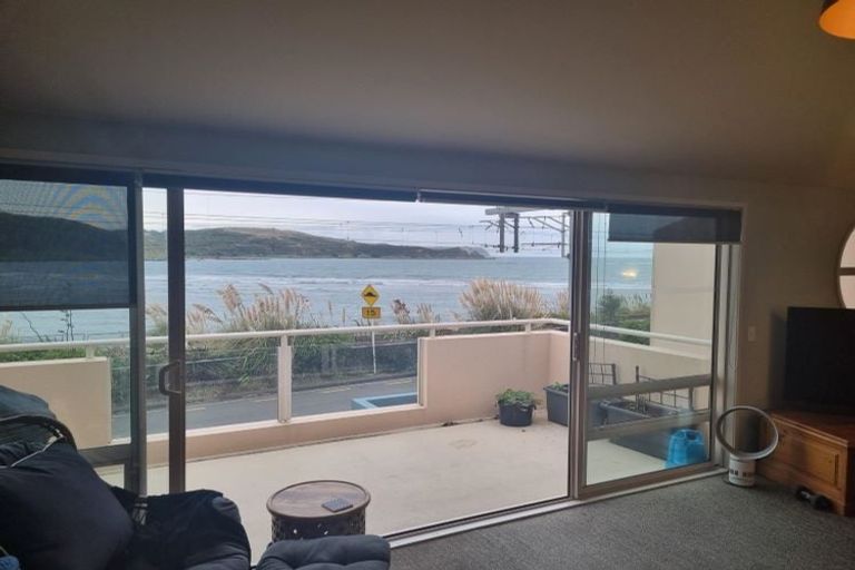 Photo of property in Sandbar Cove, 2/103 Mana Esplanade, Paremata, Porirua, 5026