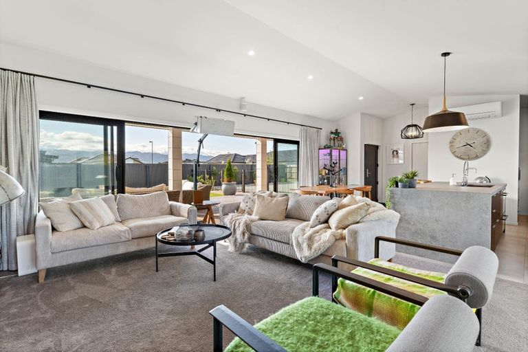 Photo of property in 5 Kea Court, Carterton, 5713