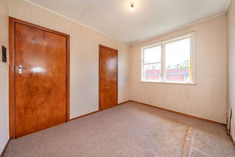 Photo of property in 72 Castor Crescent, Cannons Creek, Porirua, 5024