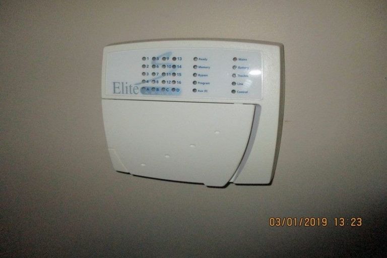 Photo of property in 1 Tarn Close, Pyes Pa, Tauranga, 3112