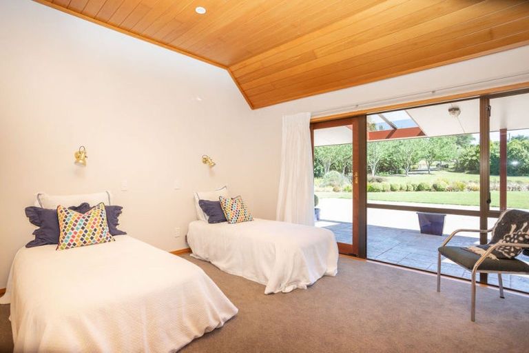 Photo of property in 111 Adelaide Road, Dannevirke, 4930