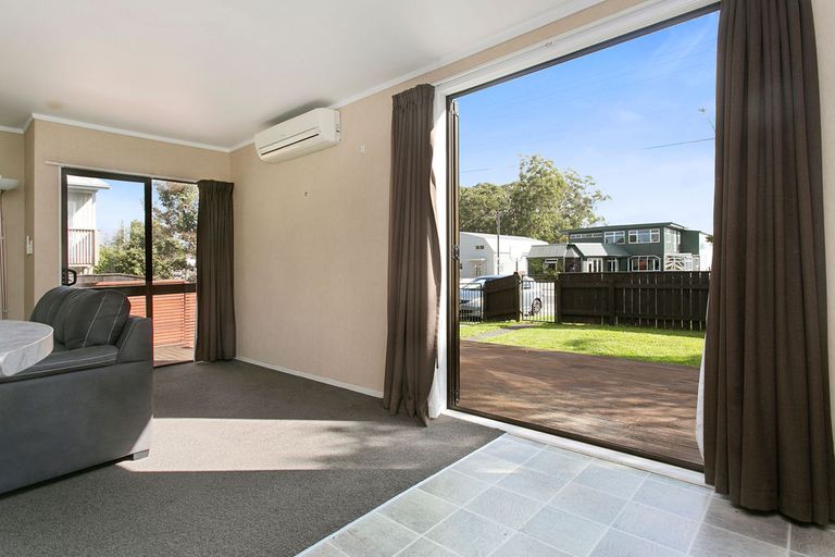 Photo of property in 36 Shakespeare Street, Leamington, Cambridge, 3432