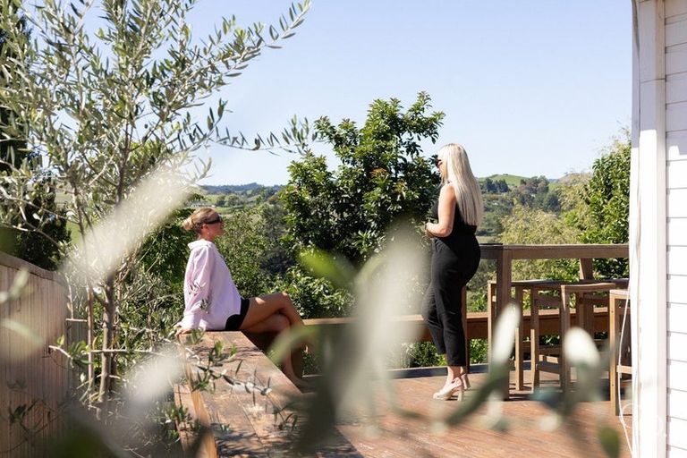 Photo of property in 2/72 Ohauiti Road, Hairini, Tauranga, 3112