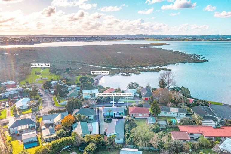 Photo of property in 33b Gill Avenue, Te Atatu Peninsula, Auckland, 0610