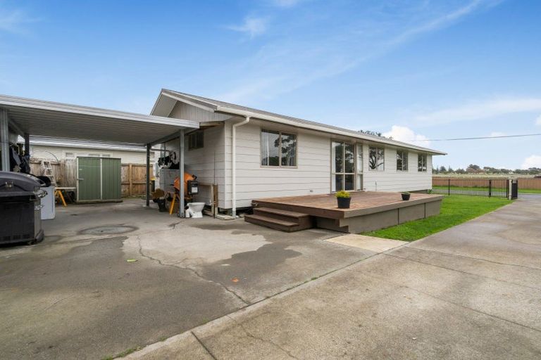 Photo of property in 106 Mako Mako Road, Levin, 5510