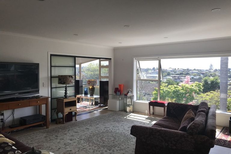 Photo of property in 1/42a Penzance Road, Mairangi Bay, Auckland, 0630