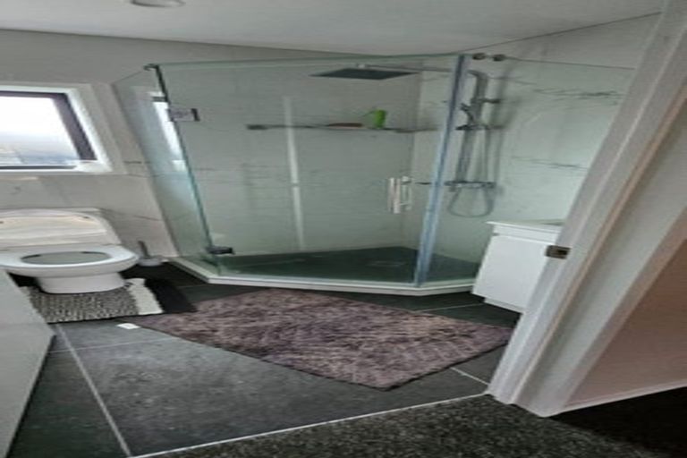 Photo of property in 92c Cargill Street, Papakura, 2110