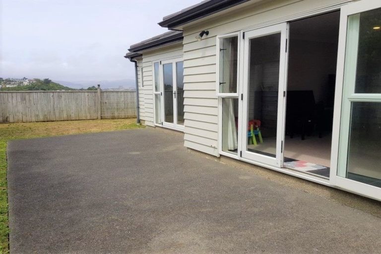 Photo of property in 49 Staithes Drive North, Whitby, Porirua, 5024