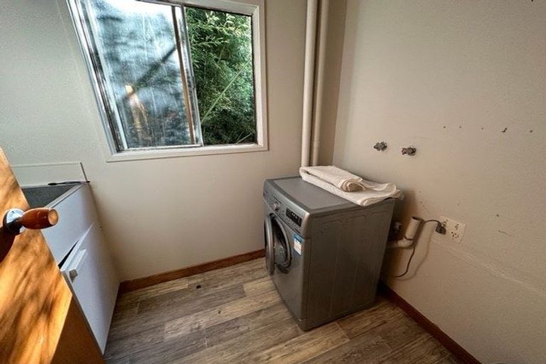 Photo of property in 48 Cheriton Road, Mellons Bay, Auckland, 2014