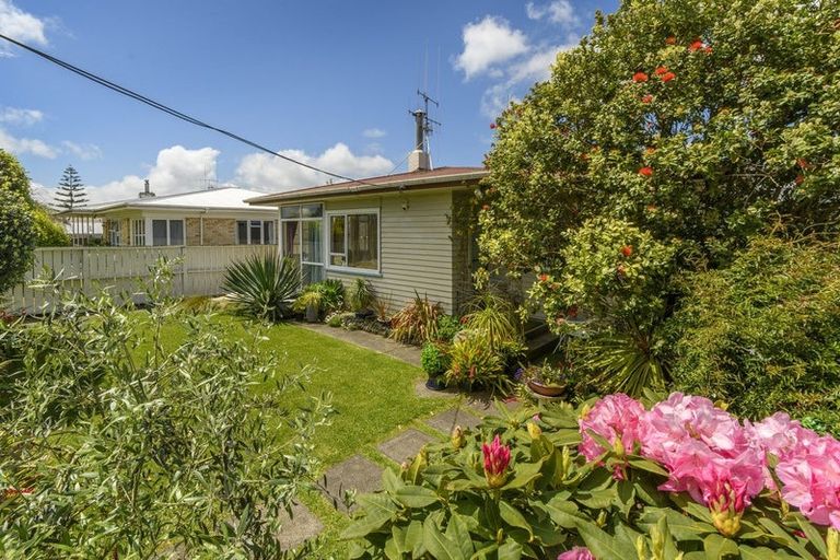 Photo of property in 1/114 Hynds Road, Gate Pa, Tauranga, 3112