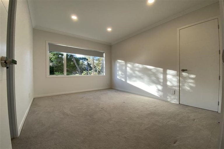 Photo of property in 29e Greenhithe Road, Greenhithe, Auckland, 0632