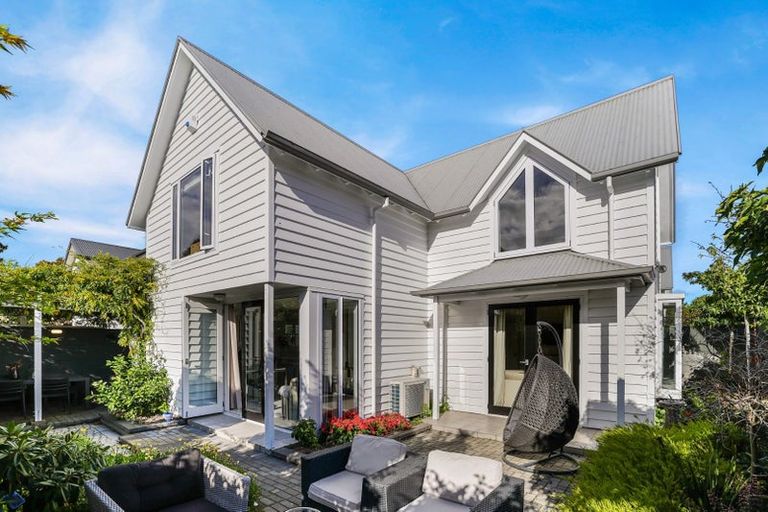 Photo of property in 1/34 Aikmans Road, Merivale, Christchurch, 8014