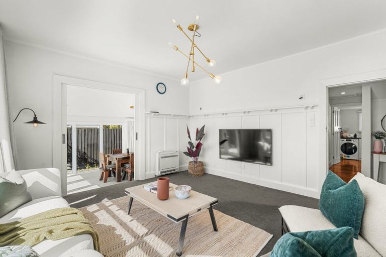 Photo of property in 16 Taylors Avenue, Bryndwr, Christchurch, 8052