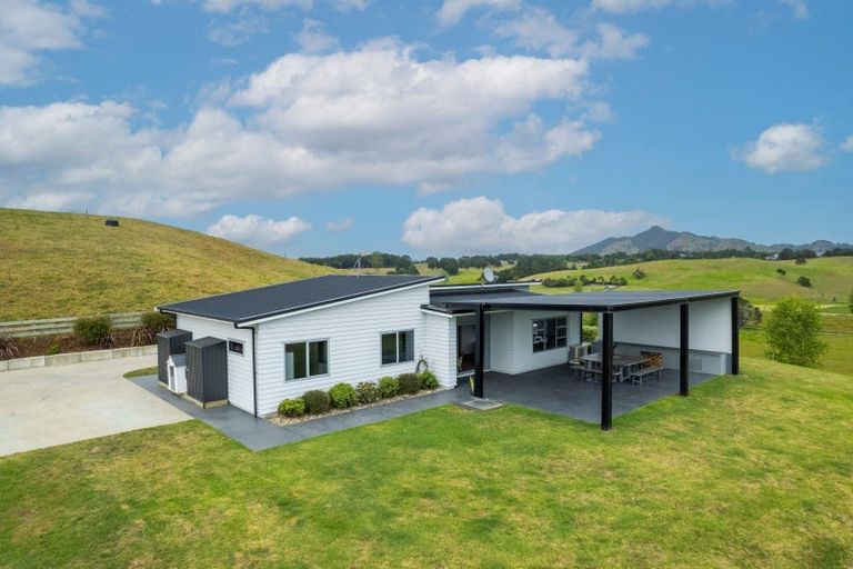 Photo of property in 959 Maungakaramea Road, Maungakaramea, Whangarei, 0178