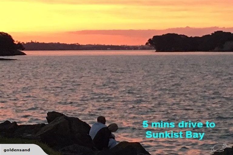 Photo of property in 38 Henson Road, Whitford, Howick, 2571