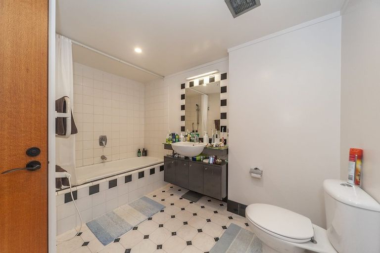 Photo of property in Dominion Apartments, 12/80 Victoria Street, Wellington Central, Wellington, 6011