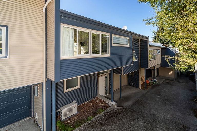 Photo of property in 2/96 Thompson Street, Queenstown, 9300