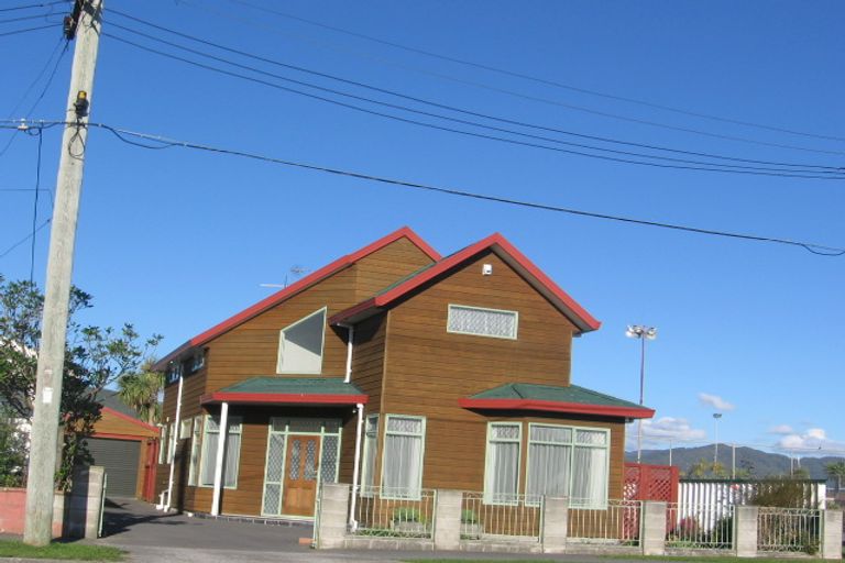 Photo of property in 32 Bouverie Street, Petone, Lower Hutt, 5012