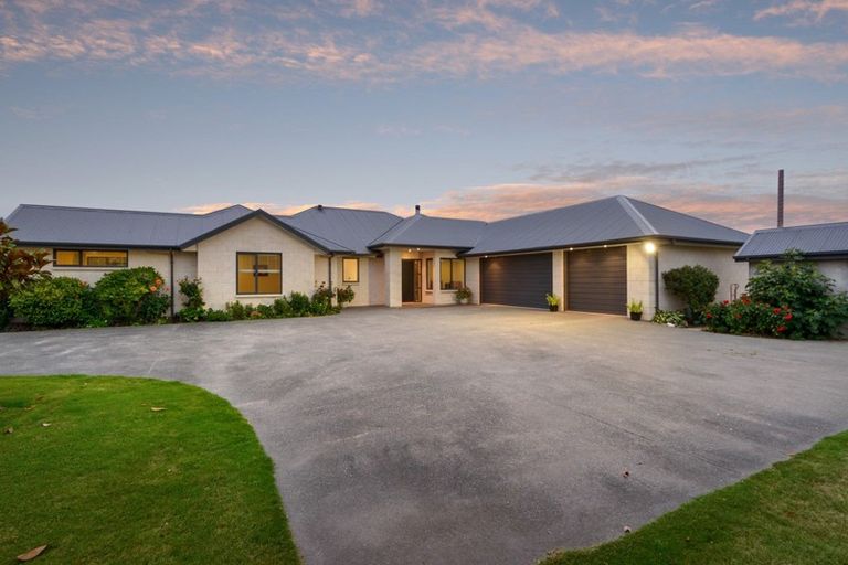Photo of property in 1 Aviation Avenue, Fernside, Rangiora, 7471