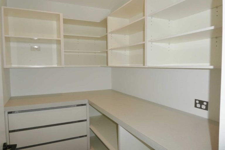 Photo of property in 93 Edgeware Road, St Albans, Christchurch, 8014