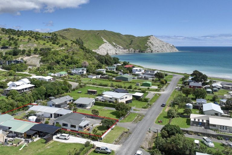 Photo of property in 131 Fortescue Street, Mahia, Nuhaka, 4198