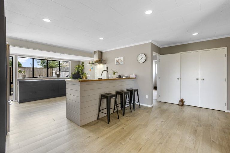 Photo of property in 68 Brois Street, Frankleigh Park, New Plymouth, 4310