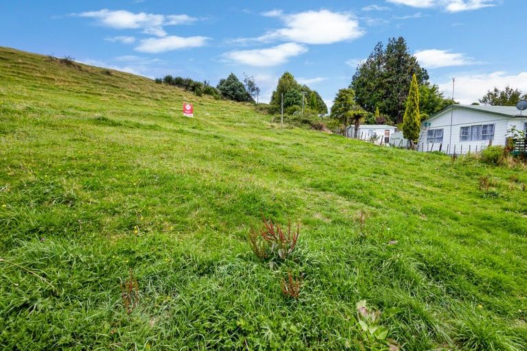 Photo of property in 18 Hukaroa Road, Raetihi, 4632