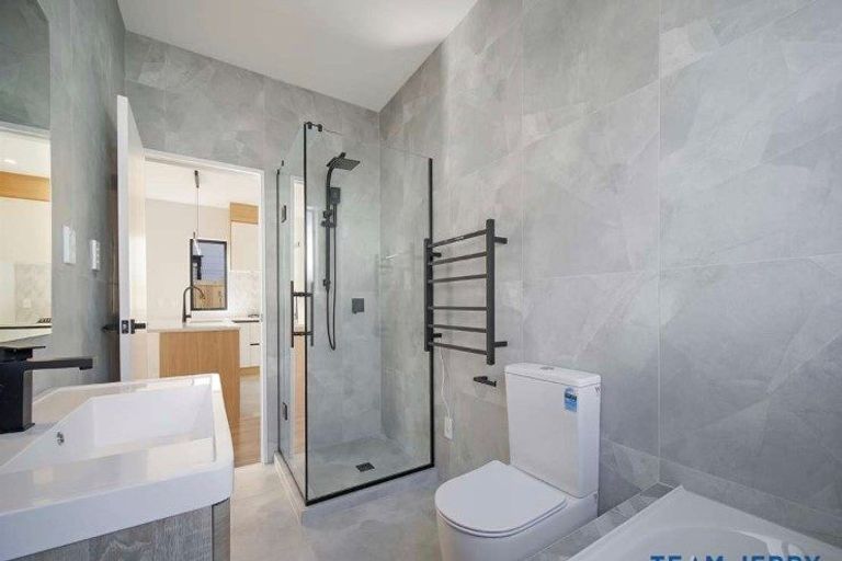 Photo of property in 17 Huringa Road, Karaka, Papakura, 2113