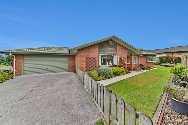 Photo of property in 21 Settlers Cove, Weymouth, Auckland, 2103