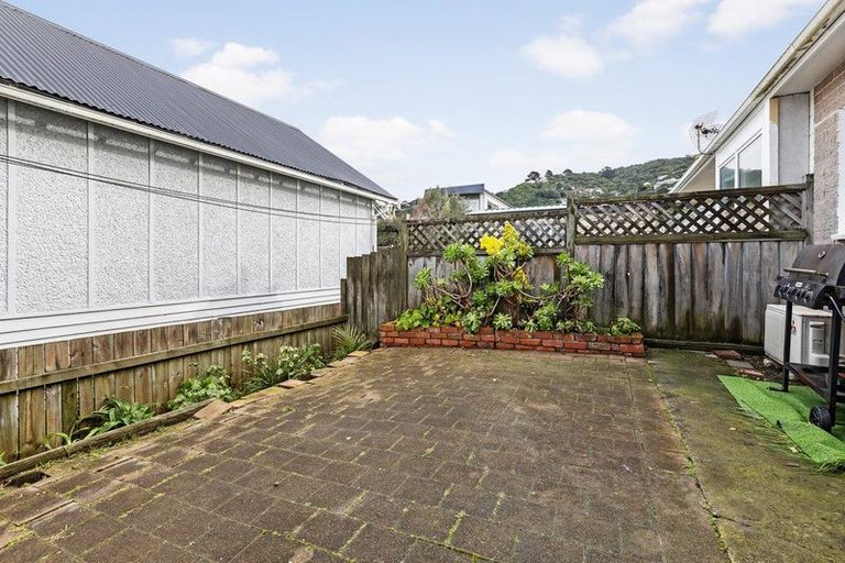 Photo of property in 2/95a Freyberg Street, Lyall Bay, Wellington, 6022