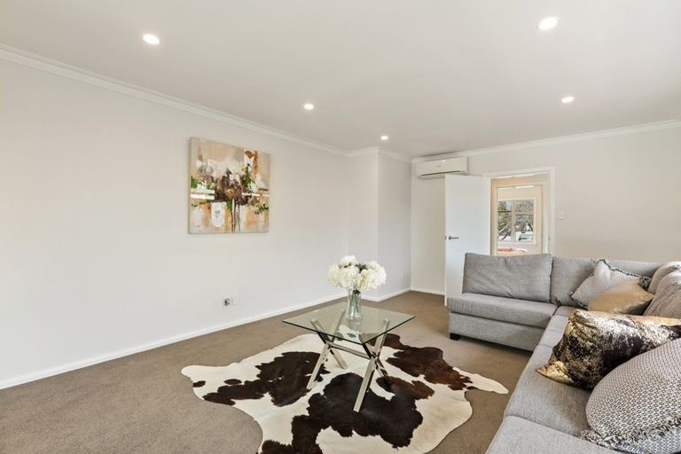 Photo of property in 117 Blighs Road, Strowan, Christchurch, 8052