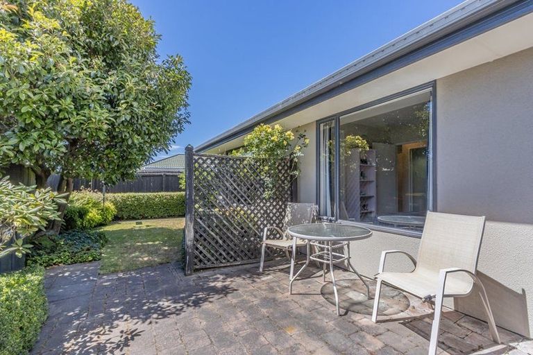 Photo of property in 2/20 Bella Rosa Drive, Hei Hei, Christchurch, 8042