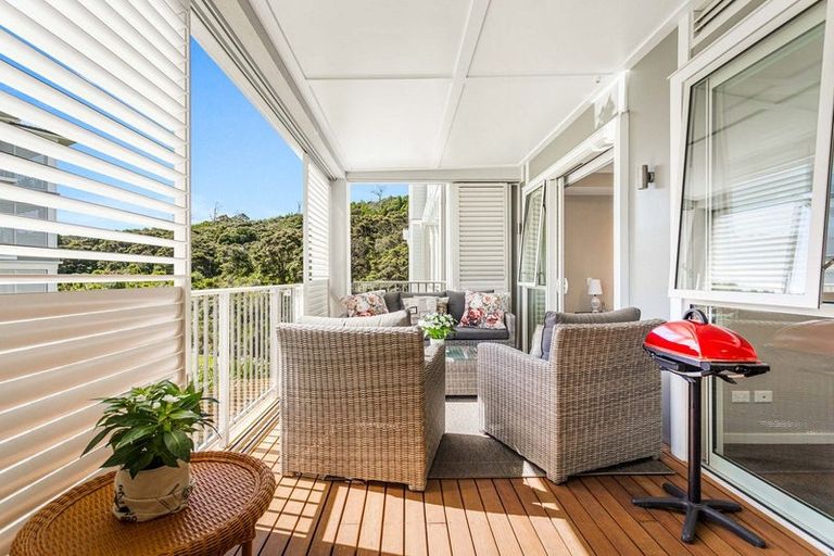 Photo of property in 102 Eaves Bush Parade, Orewa, 0931