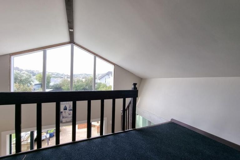 Photo of property in 74 Kauri Street, Miramar, Wellington, 6022