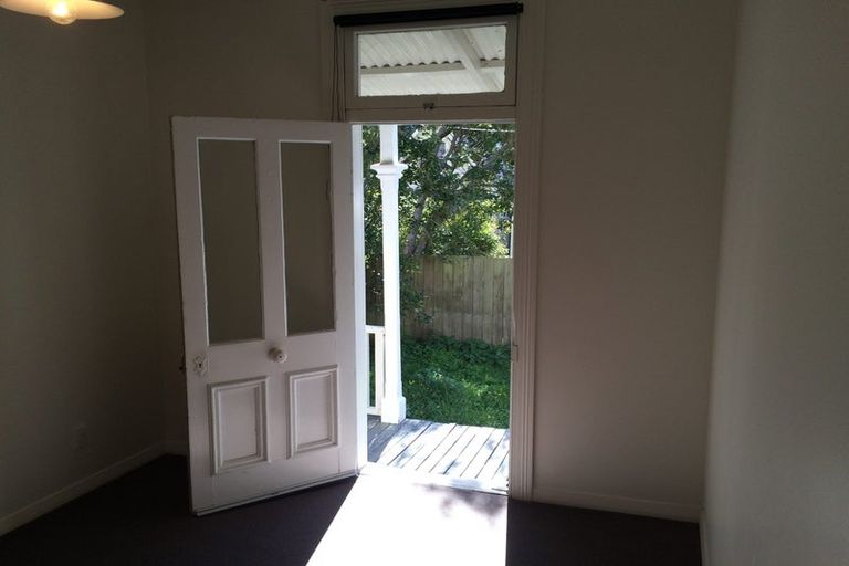 Photo of property in 145 Aro Street, Aro Valley, Wellington, 6021