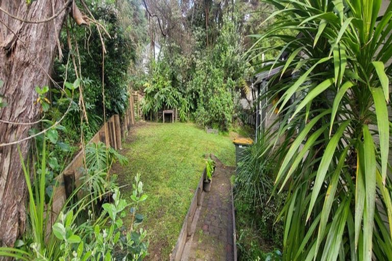 Photo of property in 22 Anne Mclean Drive, Bayview, Auckland, 0629