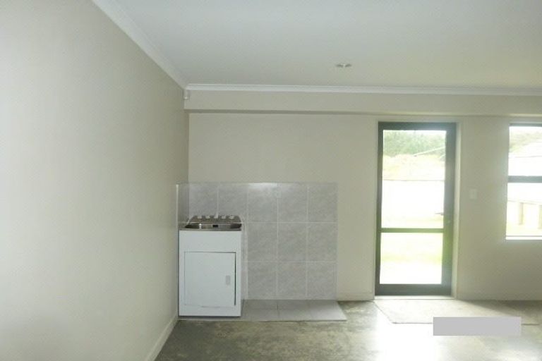 Photo of property in 91 Keri Vista Rise, Papakura, 2110