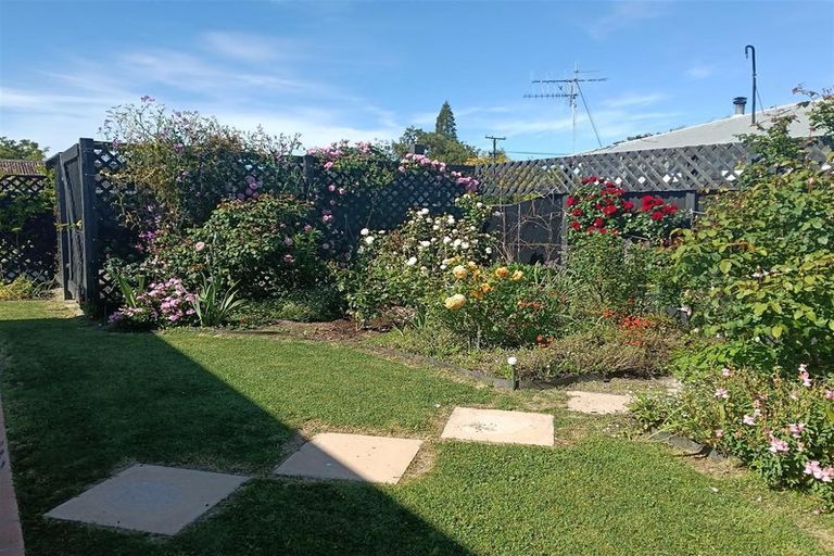 Photo of property in 7a Terrace Street, Marton, 4710