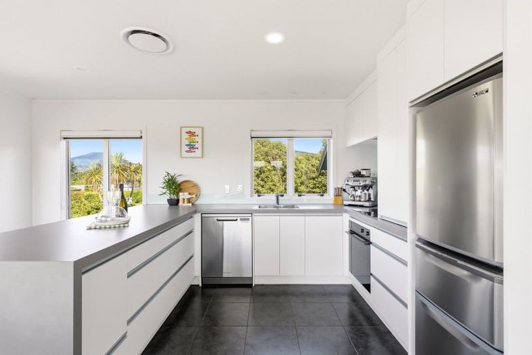 Photo of property in 24 Tawiri Place, Kuratau, Turangi, 3381