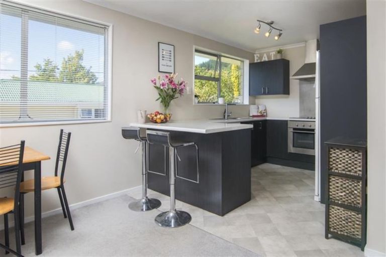 Photo of property in 51 Hampden Street, Picton, 7220