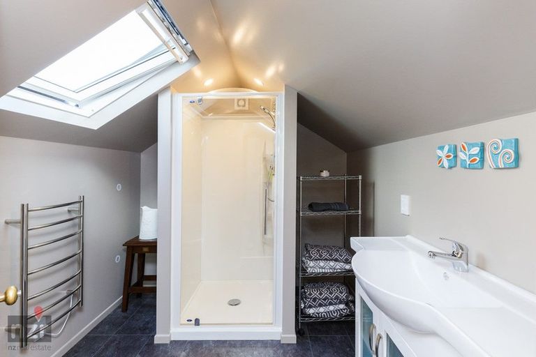 Photo of property in 19 Wellesley Street, Feilding, 4702