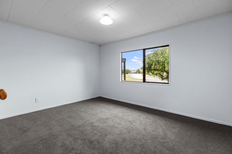 Photo of property in 9 Kane Road, Papamoa Beach, Papamoa, 3118