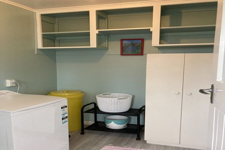 Photo of property in 28 Birmingham Street, Takaro, Palmerston North, 4412