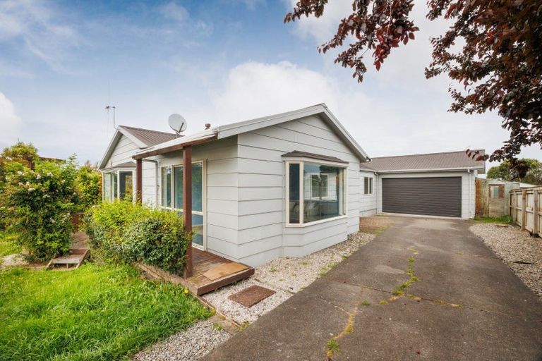 Photo of property in 101 Hillcrest Drive, Kelvin Grove, Palmerston North, 4414