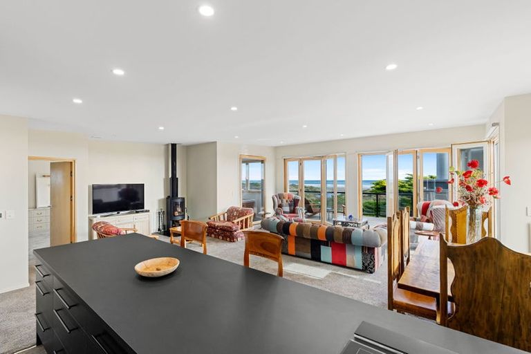 Photo of property in 5 Somerset Grove, Waitarere Beach, Levin, 5510