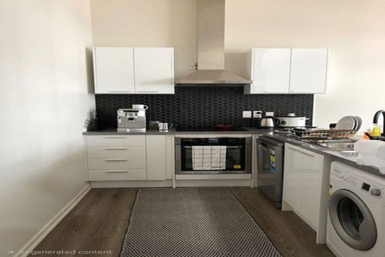 Photo of property in Metro Apartments, 2/220 Thorndon Quay, Pipitea, Wellington, 6011