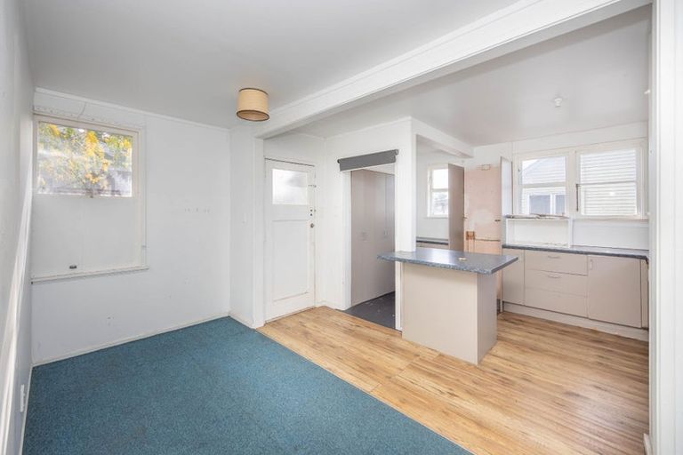 Photo of property in 53 Paul Crescent, Fairfield, Hamilton, 3214