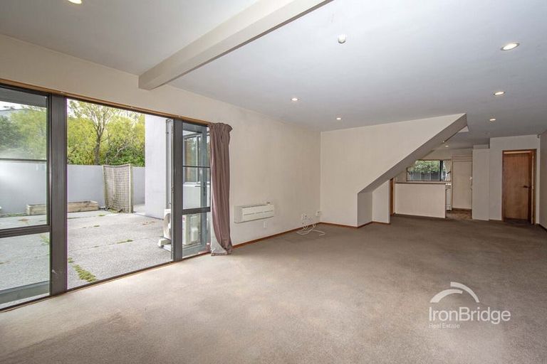Photo of property in 9a Kilmarnock Street, Riccarton, Christchurch, 8011