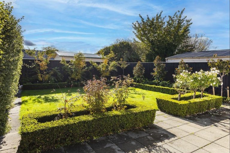 Photo of property in 107 Lowry Avenue, Redwood, Christchurch, 8051